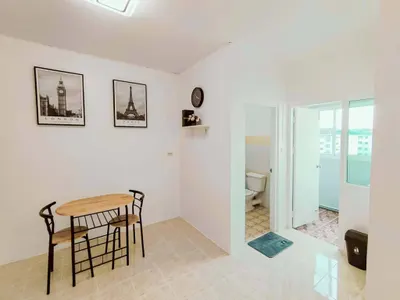 1-bed condo for sale near MRT Khu Bon, photo 1 of 5