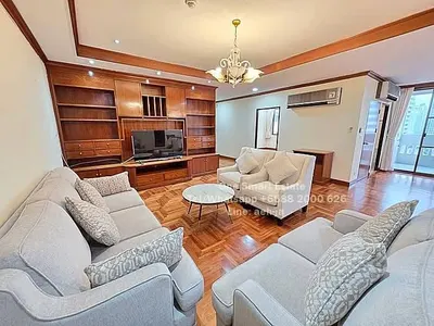 3-bed apartment for rent near MRT Sukhumvit, photo 1 of 5