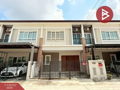 4-bed house for rent near MRT Khu Bon, photo 1 of 5