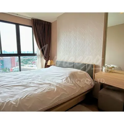1-bed condo for rent near BTS Bang Na, photo 1 of 5