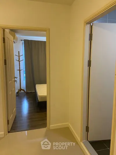 2-bed condo for rent near BTS Bang Wa, photo 2 of 5