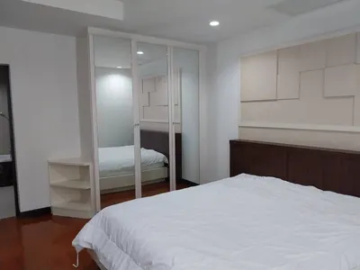 Condo 2 chambres à louer près de la station BTS Nana, photo 2 sur 5