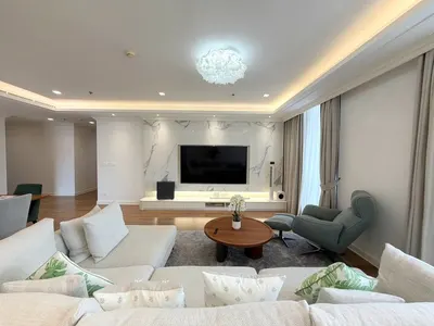 3-bed condo for sale near BTS Phrom Phong, photo 3 of 5