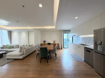 3-bed condo for sale near BTS Phrom Phong, photo 5 of 5