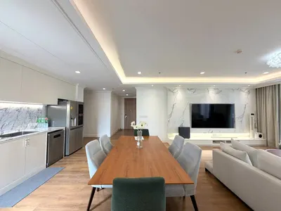 3-bed condo for sale near BTS Phrom Phong, photo 4 of 5