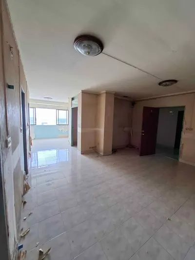 3-bed condo for sale near MRT Bang Khae, photo 2 of 5