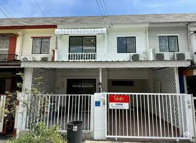 MRT 朗松站附近的3房联排别墅出租，第1张，共5张