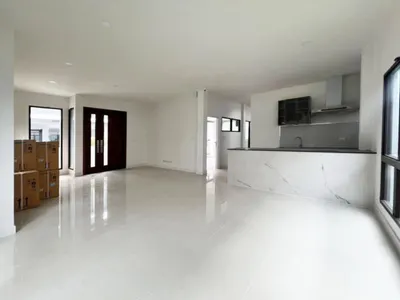 The City Ekkamai-Ladprao的4房独栋住宅出租，第4张，共5张