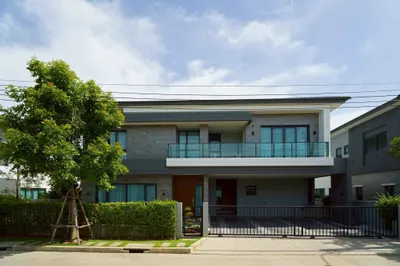 ให้เช่าบ้าน 4 ห้องนอน ใกล้ BTS บางนา รูปที่ 2 จาก 5
