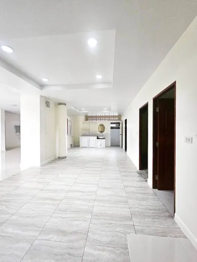 House for rent near ARL Makkasan, photo 2 of 5