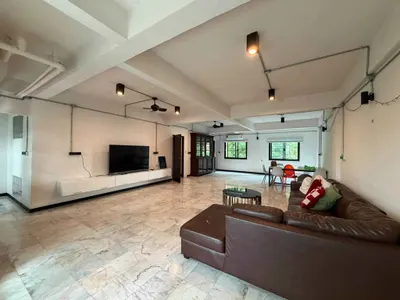 4-bed townhouse for rent near BTS Chong Nonsi, photo 2 of 5