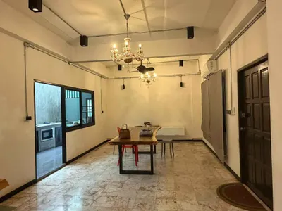 4-bed townhouse for rent near BTS Chong Nonsi, photo 4 of 5