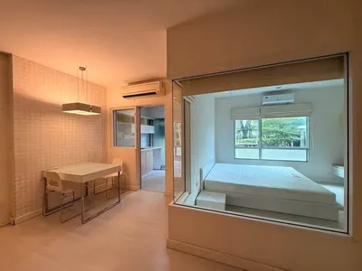 1-bed condo for sale near MRT Ratchadaphisek, photo 1 of 5
