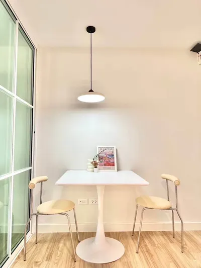1-bed condo for rent near MRT Huai Khwang, photo 5 of 5