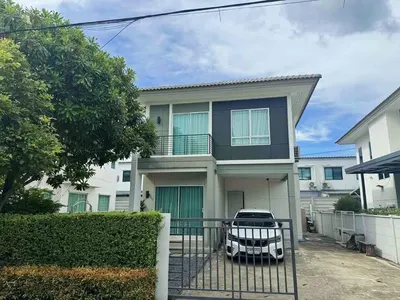 Centro Vibhavadi的3房独栋住宅出租，第1张，共10张