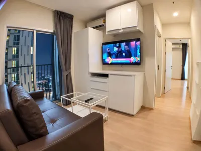 Condo 2 chambres à louer à Noble Revolve Ratchada 1, photo 1 sur 5