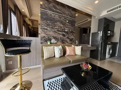 Condo 1 chambre à louer près de la station MRT Sukhumvit, photo 3 sur 5