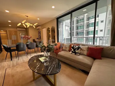 3-bed condo for rent at XT Phayathai, photo 1 of 5