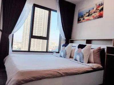 1-bed condo for rent at Regent Home Wutthakat Building A, photo 2 of 5