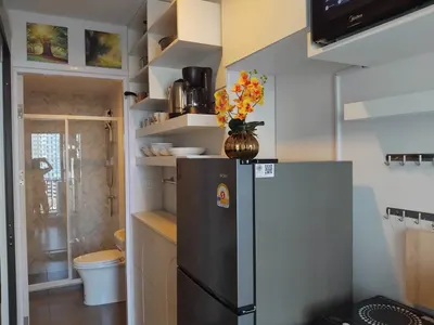 1-bed condo for rent at Regent Home Wutthakat Building A, photo 4 of 5