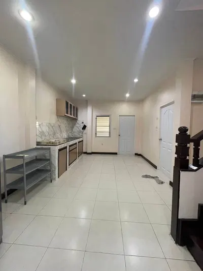 3-bed house for rent near MRT Min Buri, photo 4 of 5