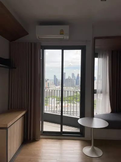 Triple Y Hotel的公寓出租，第1张，共5张