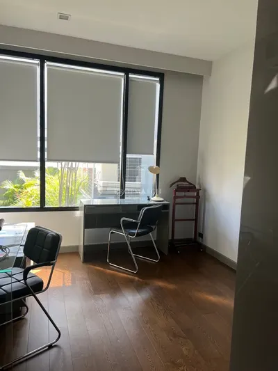2-bed condo for rent near MRT Si Lom, photo 5 of 5