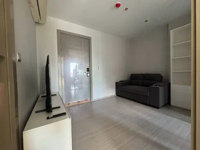 1-bed condo for rent at LIFE Asoke - Rama 9, photo 2 of 5