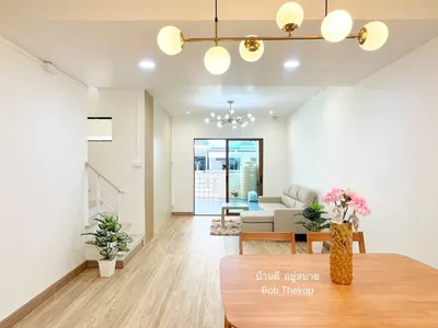 3-bed townhouse for sale near MRT Bang Rak Yai, photo 4 of 5