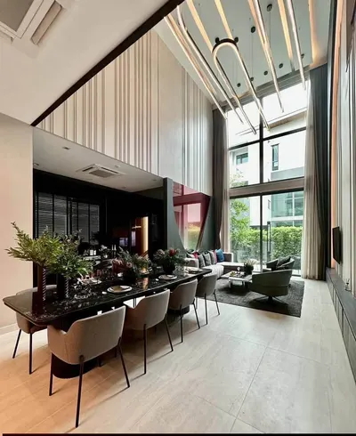 The Gentry Phatthanakan 2の5ベッドルーム一戸建て（賃貸）、写真3/5