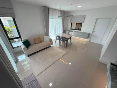 ให้เช่าทาวน์เฮาส์ 3 ห้องนอน Pleno Sukhumvit-Bangna 2 รูปที่ 4 จาก 5