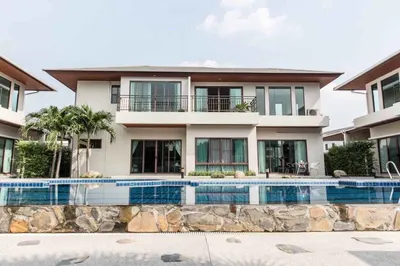 22/40 Perfect Masterpiece, Rama 9, Soi 7, Prawet dst. Motorway rd.的12房独栋住宅出租，第2张，共5张