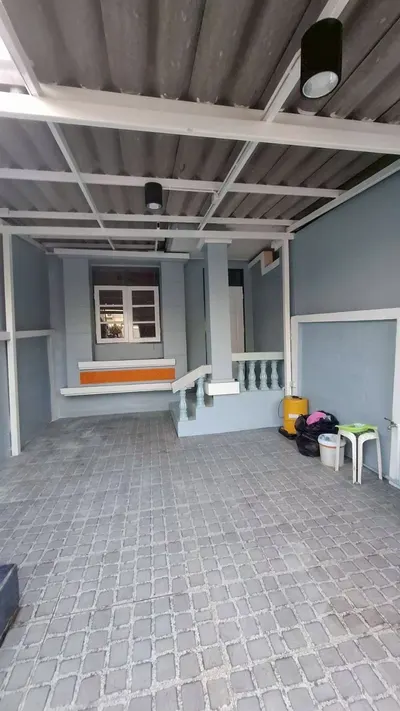 Maison de ville 2 chambres à vendre près de la station BTS Phraek Sa, photo 4 sur 5