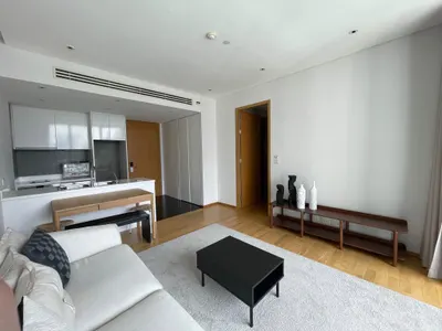 AEQUA Residence Sukhumvit 49の1ベッドルームコンドミニアム（賃貸）、写真2/5