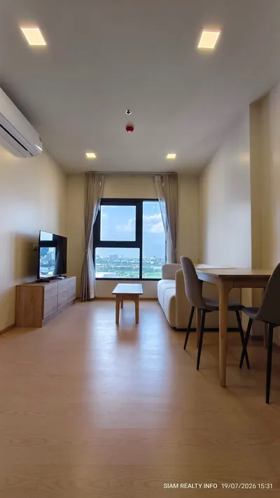 Condo for rent near MRT Huai Khwang, photo 5 of 5