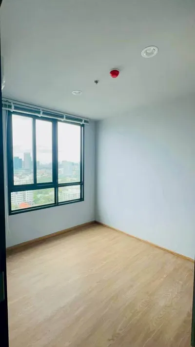 1-bed condo for rent near BTS Ari, photo 2 of 5