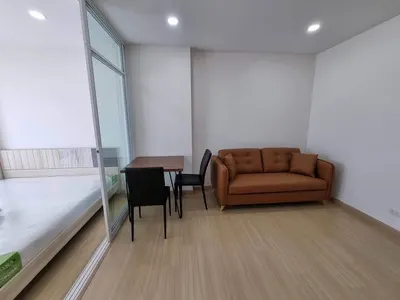 1-bed condo for rent near MRT Bang Kapi, photo 1 of 5