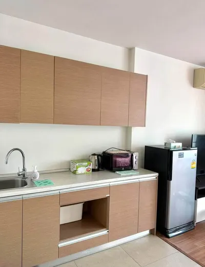 1-bed condo for rent near BTS Ratchayothin, photo 3 of 5