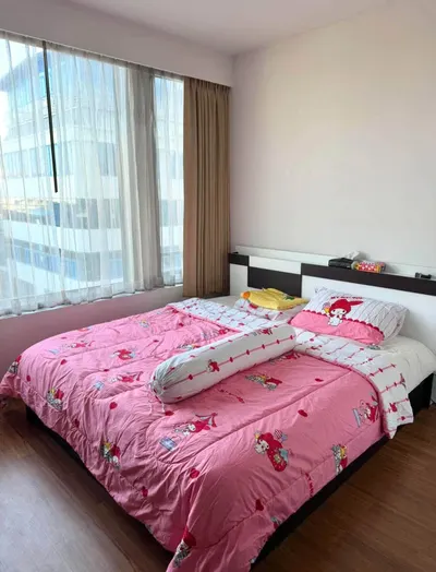 1-bed condo for rent near BTS Ratchayothin, photo 2 of 5
