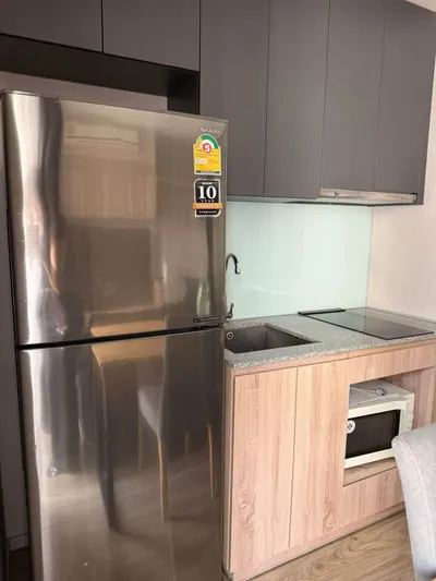 Blossom Condo Sathon-Charoen Rat的1房公寓出租，第4张，共5张