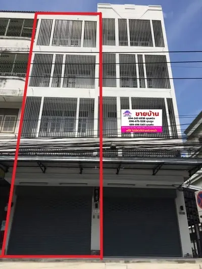 3-bed townhouse for rent near BTS On Nut, photo 1 of 5