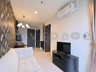 Condo 1 chambre à louer près de la station BTS Phra Khanong, photo 2 sur 5