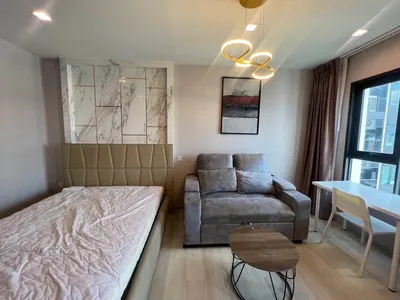 Condo for rent at Life One Wireless, photo 1 of 5