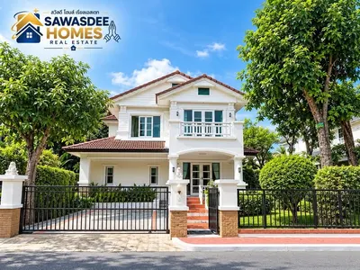 4-bed house for rent near BTS Phra Khanong, photo 1 of 5