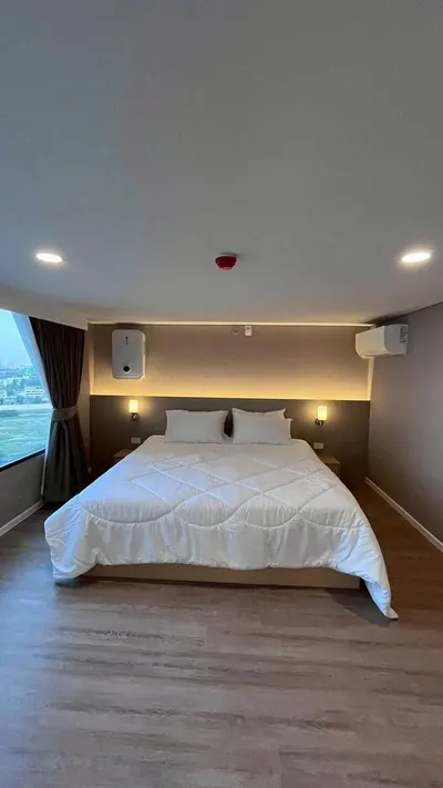 ให้เช่าคอนโด 2 ห้องนอน Siamese Residence Rama 9 Bangkok รูปที่ 2 จาก 5