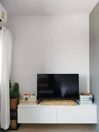 Studio condo for rent near ARL Makkasan, photo 3 of 5