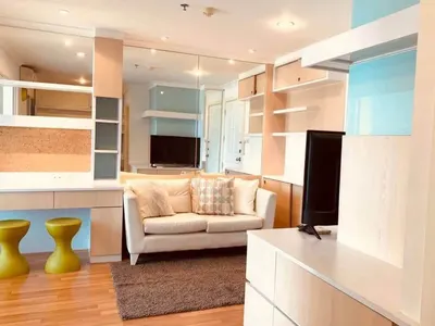 Condo for rent at Lumpini Place Rama 9 - Ratchada, photo 2 of 5