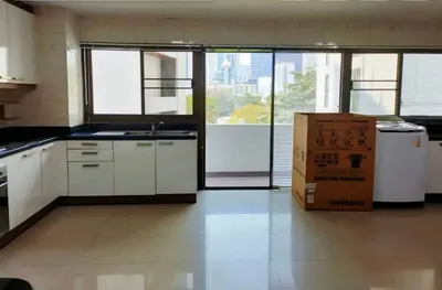 3-bed house for rent near BTS Phrom Phong, photo 5 of 5