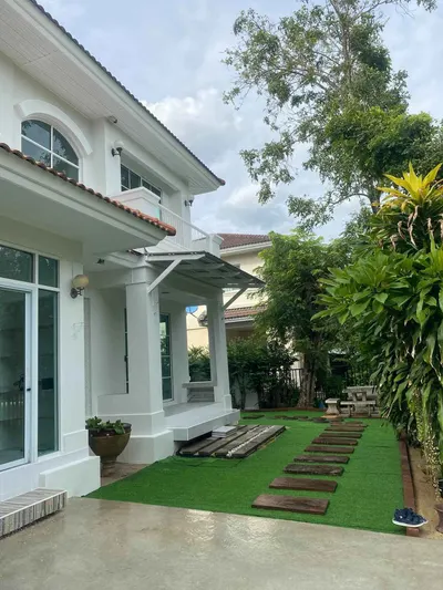 ARL 拉卡邦站附近的3房独栋住宅出租，第2张，共5张