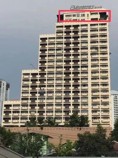 3-bed condo for sale near MRT Sukhumvit, photo 1 of 5